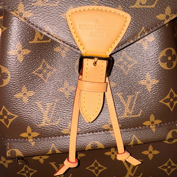 🤎SOLD🤎Louis Vuitton Montsouris PM - Picture 4 of 13